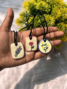 Hand-Painted Pendant Necklaces Set