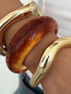 y2k Chunky Resin and Gold Tone Bracelet