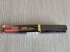 Faces Canada Comfy Matte Wow Lipstick-Rs210 Each
