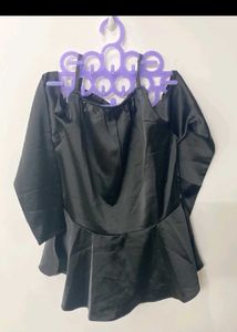 Black  Cold Shoulder Top High Quality