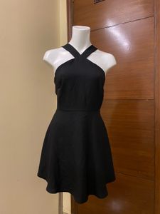 Chic Little Black Dress ( Forever 21)