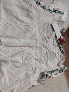 Embroidered White Tunic Kurta