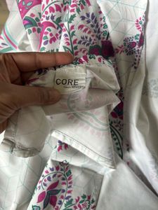 Printed Pink-white King Size Bedsheet Set