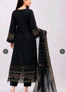 Elegant Black Embroidered Kurta Set