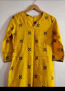 Yellow Top