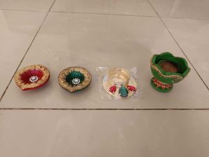 Four Pieces Decorative Diya Set