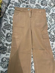 Women's khakhi colour Cargo Pants