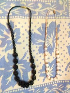 Kids Beads Neklaces,Pack Of Two,Black And White