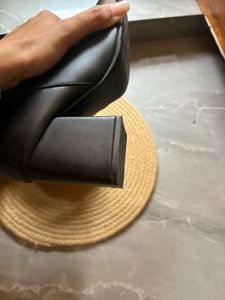 Black Block heel ankle Boots