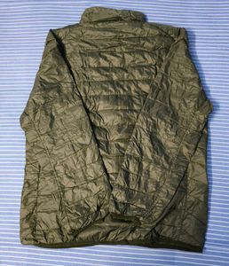 Lightweight Puffer Jacket with Original Feather.