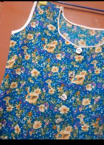 Sleeveless Floral Long Kurti (Woman)