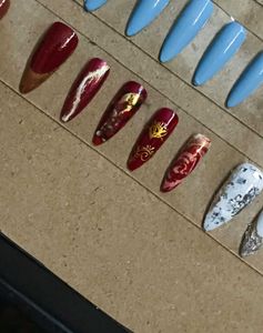 Press-On Nails - Red & Gold Designs