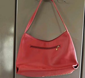 Stylish Striped Shoulder Handbag