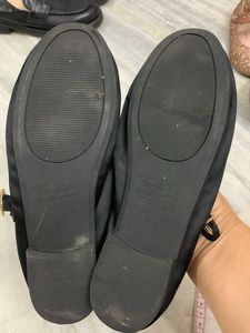 Black Ballet Flats with Buckle Strap