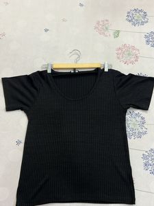 Zudio Black Ribbed T-Shirt