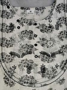 Floral M size kurta with XL Leggings