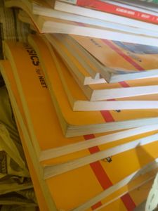 SRI CHAITANYA NEET BIO Study Books
