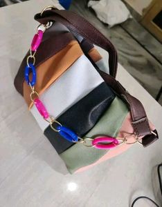 Aesthetic Striped Sling Bag with Candy Chain😻