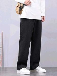 Men’s Urban Jet Black Loose Fit Jeans