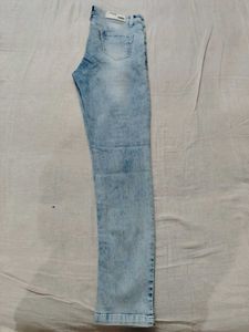 Ripped Light Wash  Women Jeans