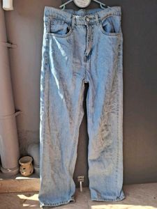 Light Wash Wide Leg Jeans
