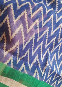 Vibrant Geometric Print Saree
