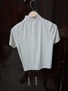 Stylish Beige Top with Zipper Detail