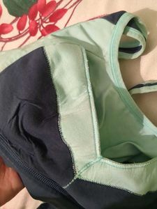 Van Heusen double layered sports bra