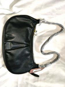 Chic Black Hobo Shoulder Bag