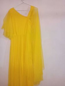 Elegant Yellow Evening Gown