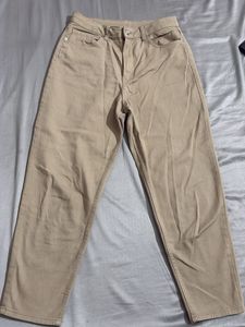 H&amp;M Beige Mom fit Jeans