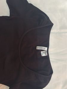 XXS H&amp;M Scoop Neck Cropped Tee