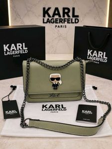 KARL LAGEREFELD 10A QUALITY FINISHING SLINGBAG*