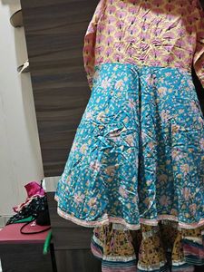 Beautiful Floral Print Kurta Set
