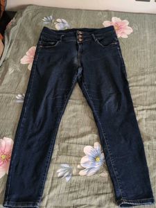 Dark Wash Skinny Jeans