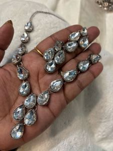 Sparkling Tear Drop Necklace &amp; Earring Set