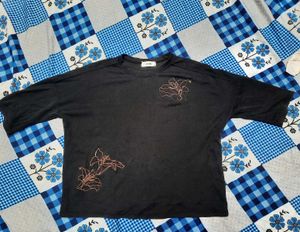 black oversized tshirt