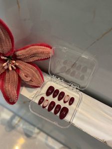 Maroon & Nude Press-On Nails