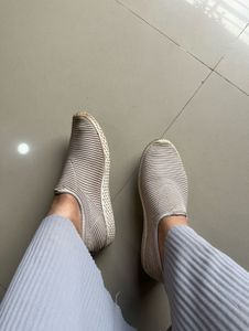 Bata size 6|39 Casual Slip-On Shoes