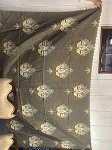 Beautiful dining table cover