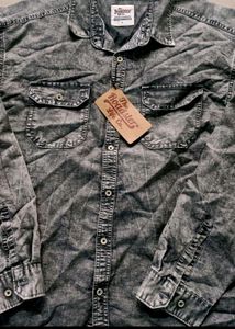 Brand new Shirt 44 Chest