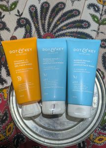 Dot & Key Facewash