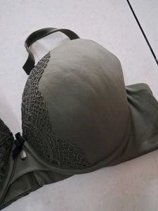 38D Women's Padded Lace Trim Bra