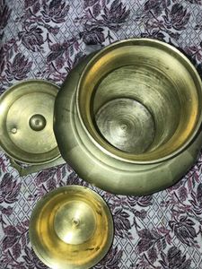 Water Pot