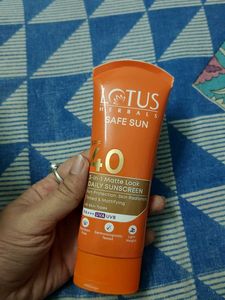 Lotus Herbals Safe Sun Daily Sunscreen SPF 40