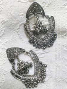 Jhumkas