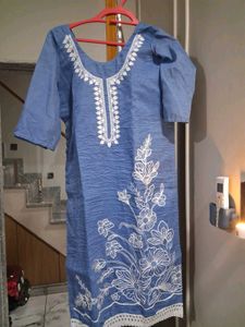 Blue Embroidered Kurta XL