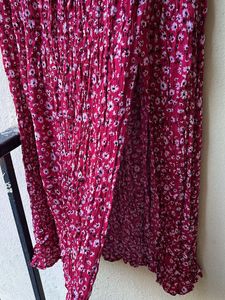Brand New co ords from urbanic 😍Top with skirt se