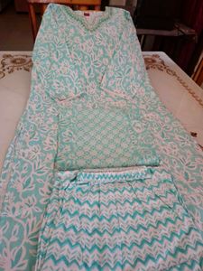 Beautiful Teal Kurta Set