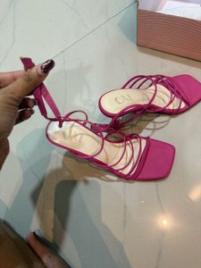 Elegant CAI Strappy Heels Set